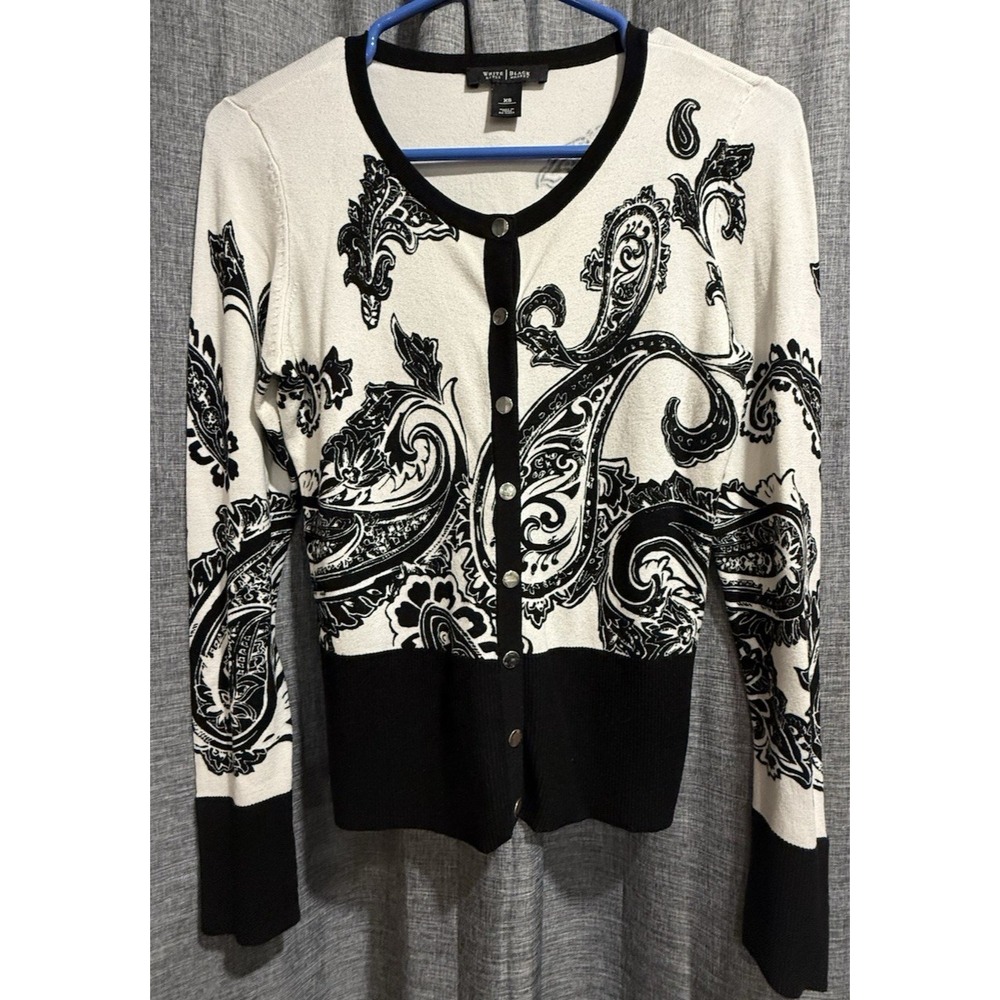 White House Black Market Cardigan Women XS Black Paisley Snaps Wrist Accents
